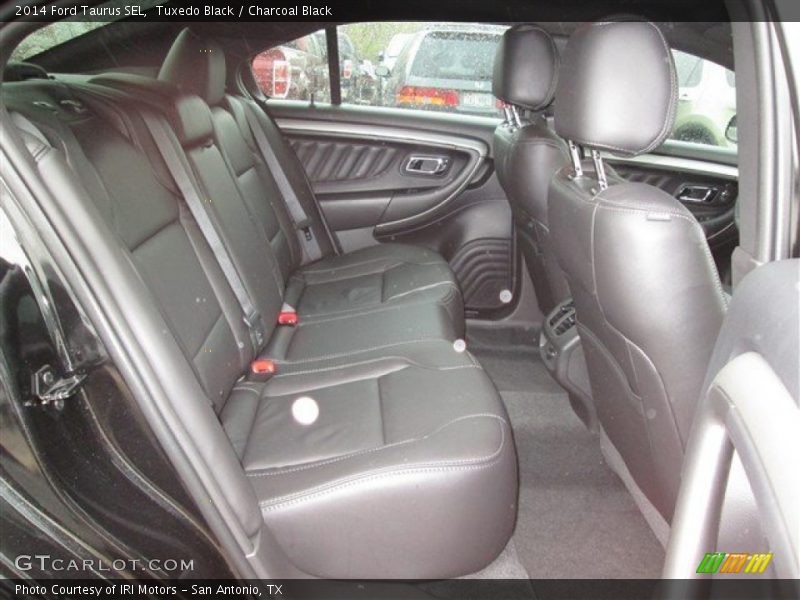 Tuxedo Black / Charcoal Black 2014 Ford Taurus SEL
