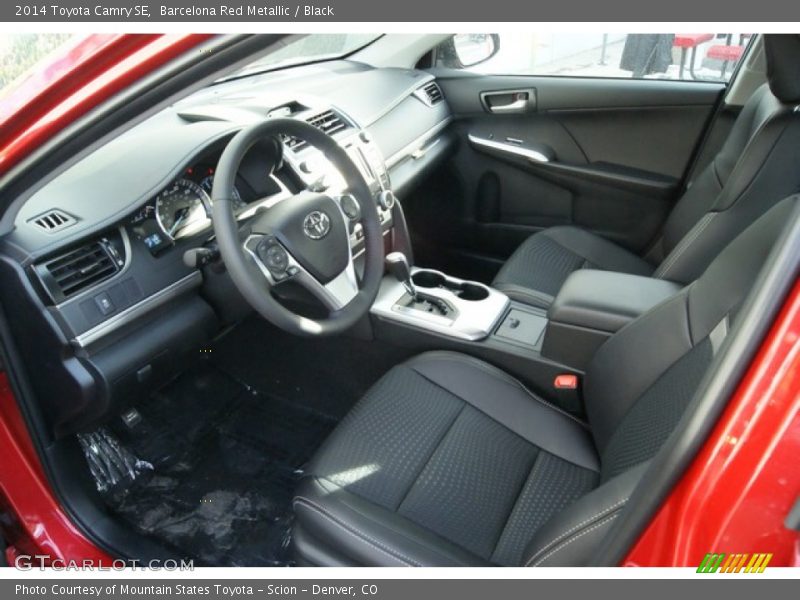 Barcelona Red Metallic / Black 2014 Toyota Camry SE