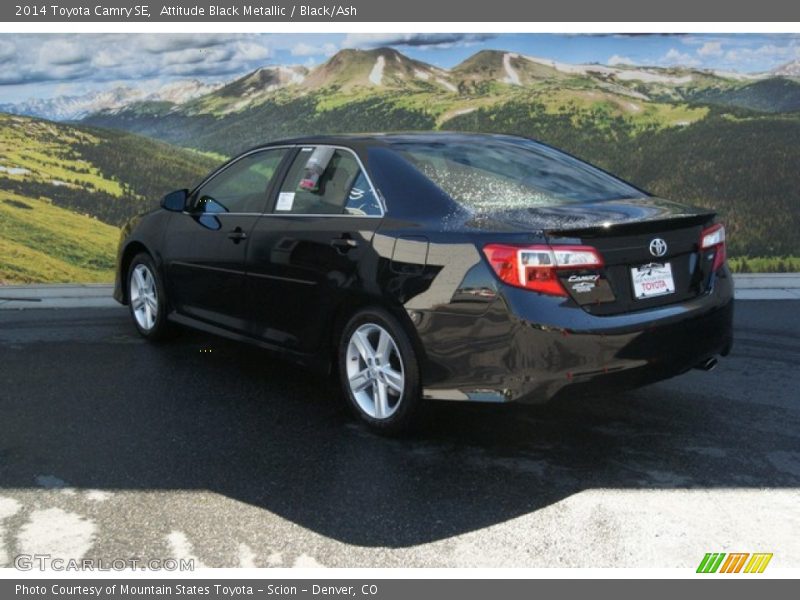 Attitude Black Metallic / Black/Ash 2014 Toyota Camry SE