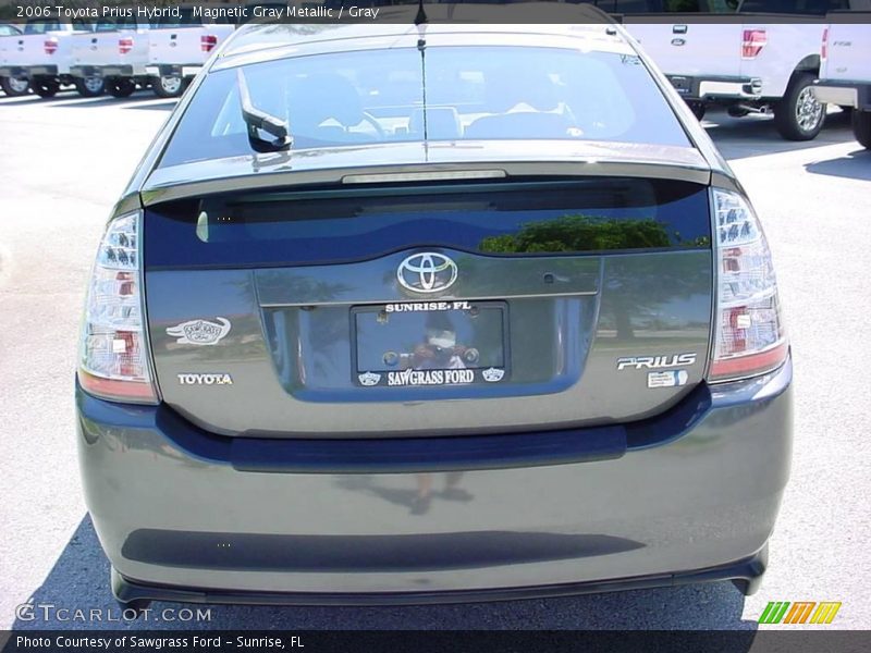 Magnetic Gray Metallic / Gray 2006 Toyota Prius Hybrid