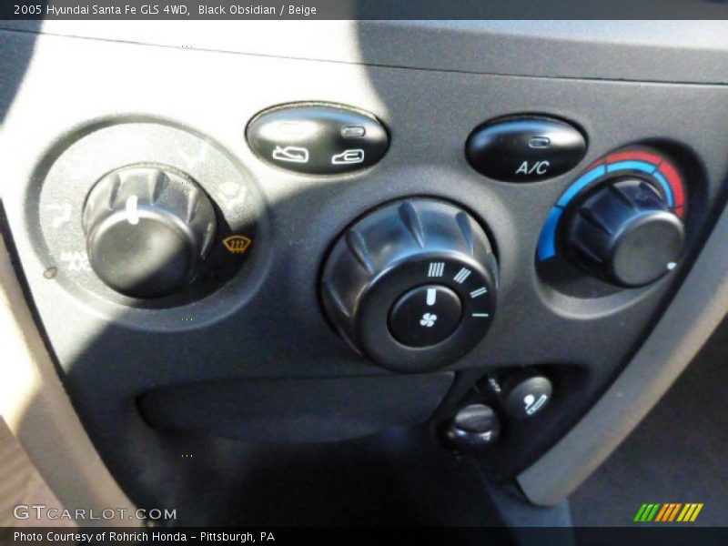 Black Obsidian / Beige 2005 Hyundai Santa Fe GLS 4WD