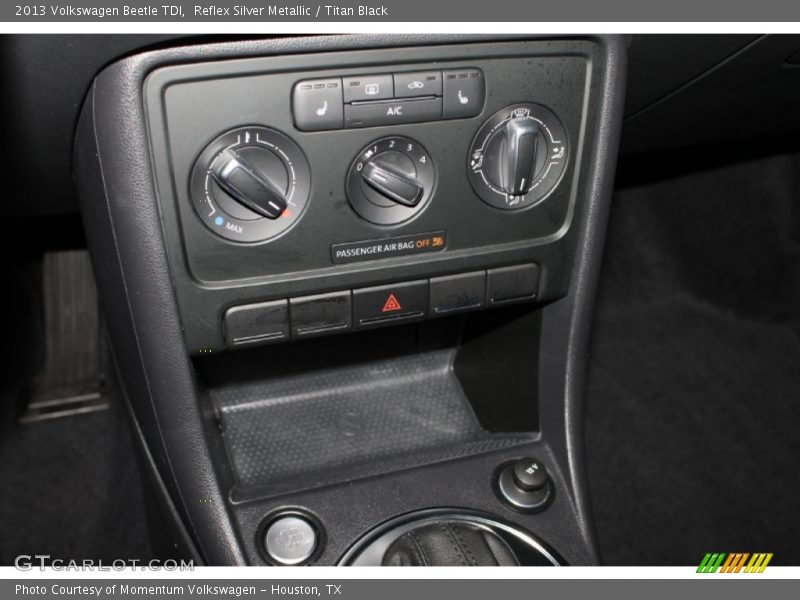 Reflex Silver Metallic / Titan Black 2013 Volkswagen Beetle TDI