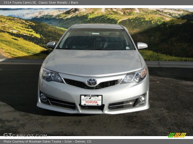 Classic Silver Metallic / Black 2014 Toyota Camry SE