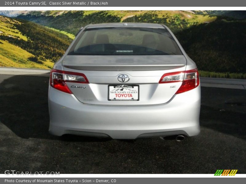 Classic Silver Metallic / Black/Ash 2014 Toyota Camry SE