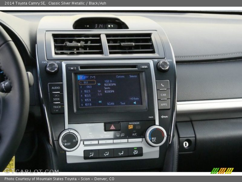 Classic Silver Metallic / Black/Ash 2014 Toyota Camry SE