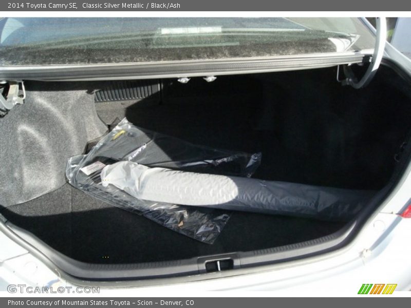 Classic Silver Metallic / Black/Ash 2014 Toyota Camry SE
