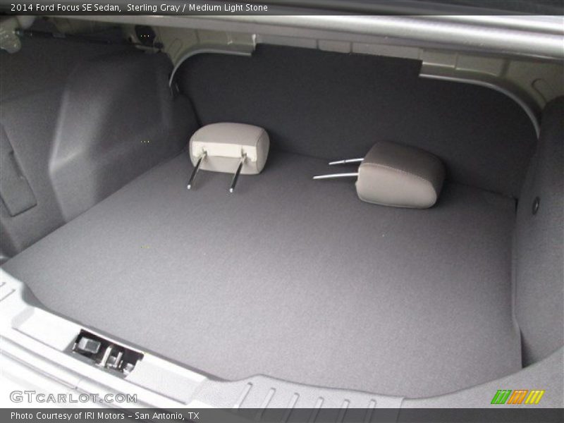 Sterling Gray / Medium Light Stone 2014 Ford Focus SE Sedan