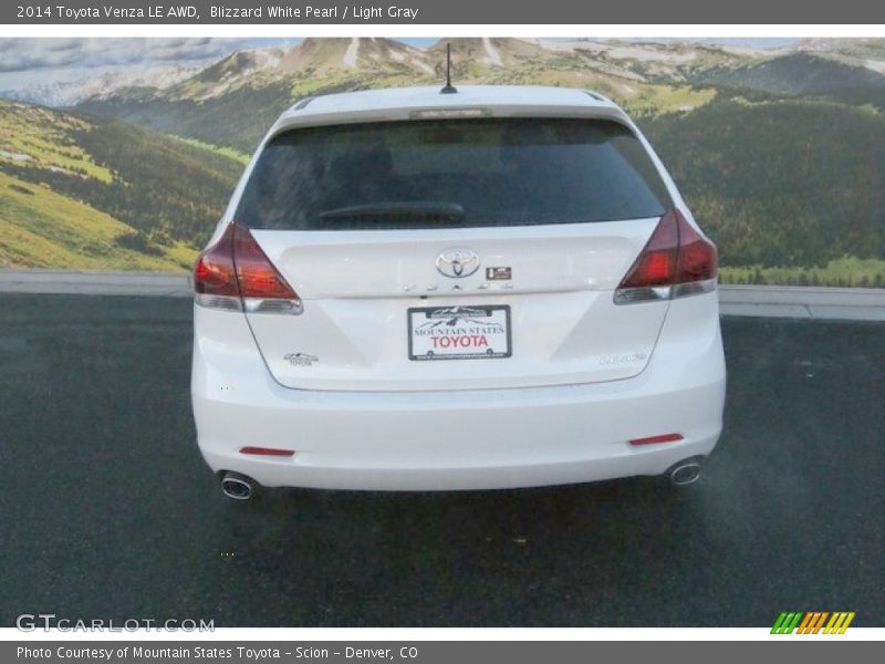 Blizzard White Pearl / Light Gray 2014 Toyota Venza LE AWD