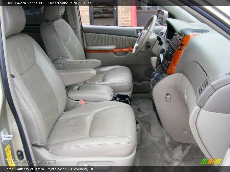 Desert Sand Mica / Taupe 2006 Toyota Sienna XLE
