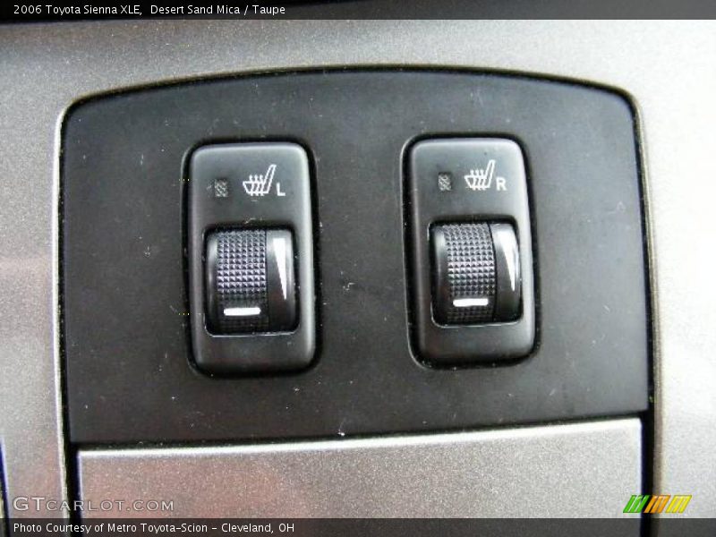 Desert Sand Mica / Taupe 2006 Toyota Sienna XLE