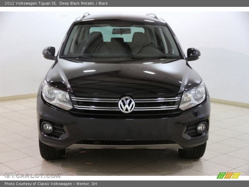 Deep Black Metallic / Black 2012 Volkswagen Tiguan SE