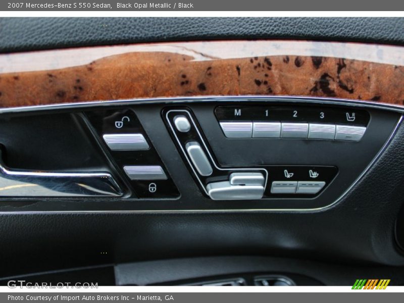 Controls of 2007 S 550 Sedan