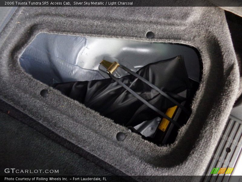 Silver Sky Metallic / Light Charcoal 2006 Toyota Tundra SR5 Access Cab