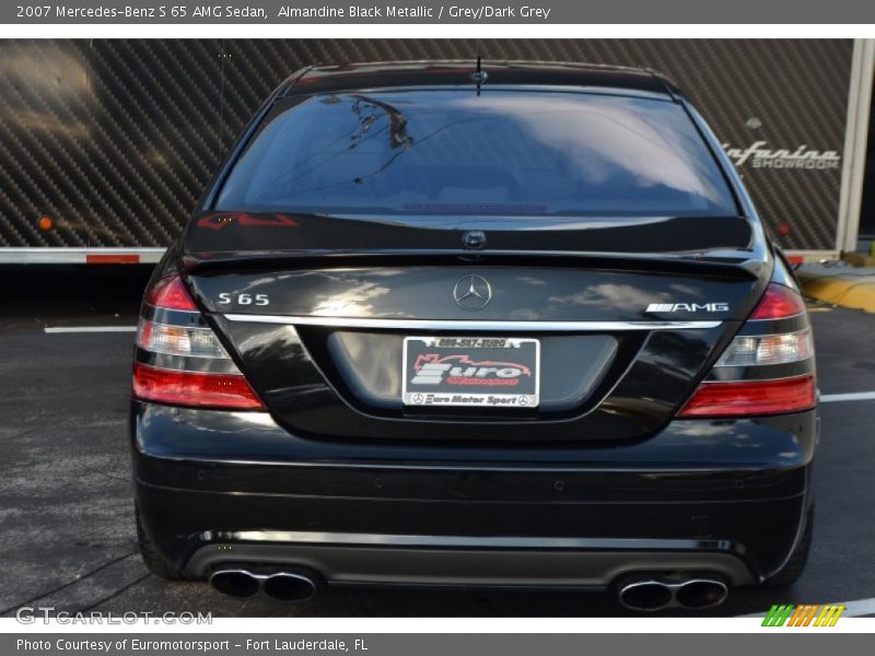 Almandine Black Metallic / Grey/Dark Grey 2007 Mercedes-Benz S 65 AMG Sedan