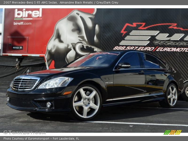 Almandine Black Metallic / Grey/Dark Grey 2007 Mercedes-Benz S 65 AMG Sedan