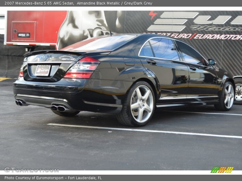 Almandine Black Metallic / Grey/Dark Grey 2007 Mercedes-Benz S 65 AMG Sedan