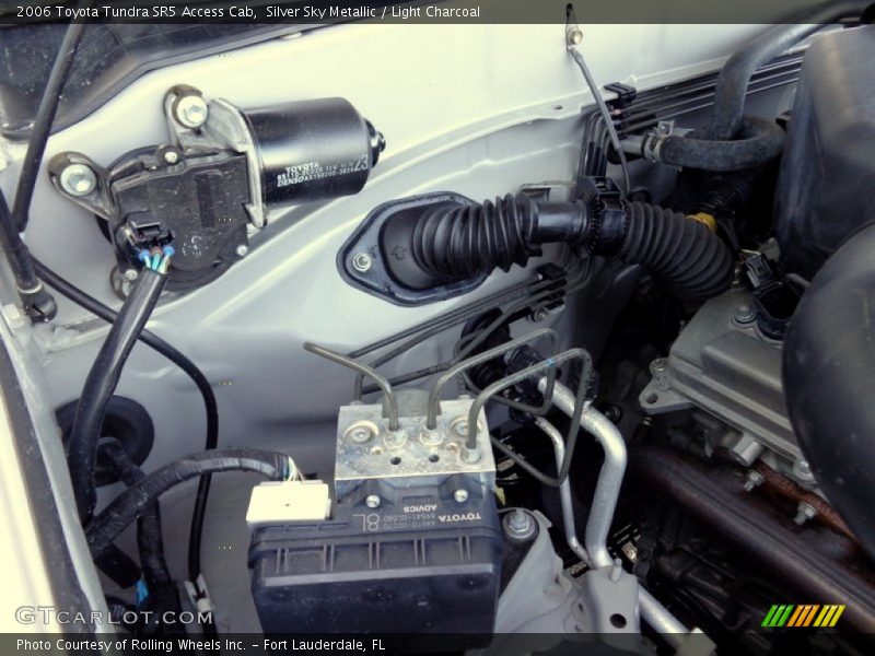Silver Sky Metallic / Light Charcoal 2006 Toyota Tundra SR5 Access Cab