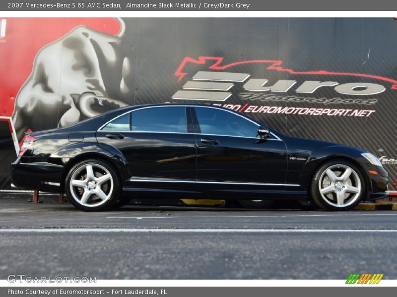 Almandine Black Metallic / Grey/Dark Grey 2007 Mercedes-Benz S 65 AMG Sedan