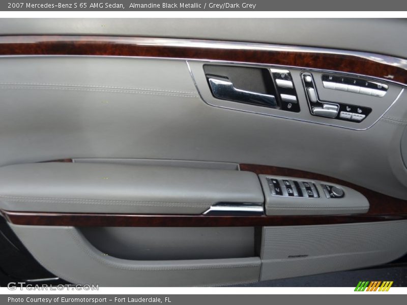 Almandine Black Metallic / Grey/Dark Grey 2007 Mercedes-Benz S 65 AMG Sedan
