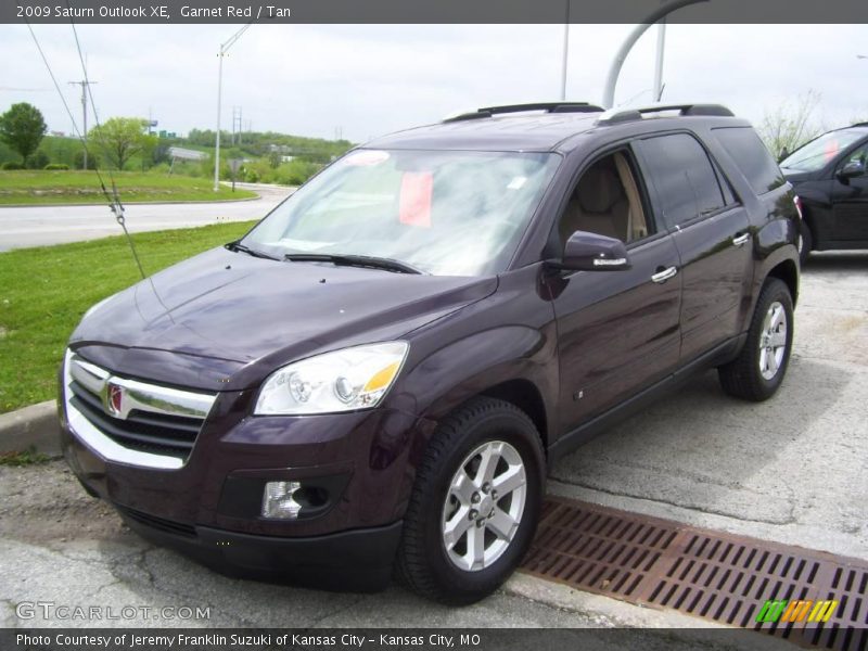 Garnet Red / Tan 2009 Saturn Outlook XE