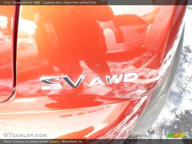 Cayenne Red / Black/Red w/Red Trim 2011 Nissan Juke SV AWD