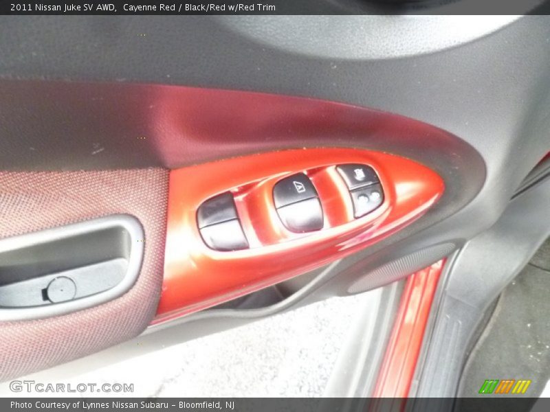 Cayenne Red / Black/Red w/Red Trim 2011 Nissan Juke SV AWD