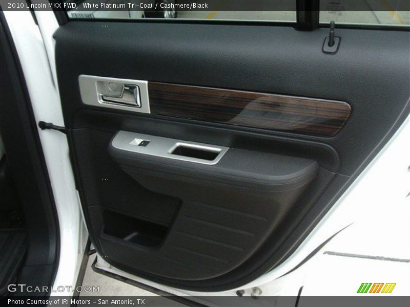 White Platinum Tri-Coat / Cashmere/Black 2010 Lincoln MKX FWD