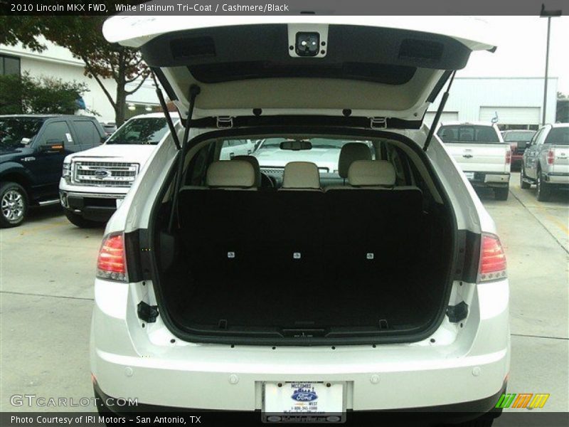 White Platinum Tri-Coat / Cashmere/Black 2010 Lincoln MKX FWD