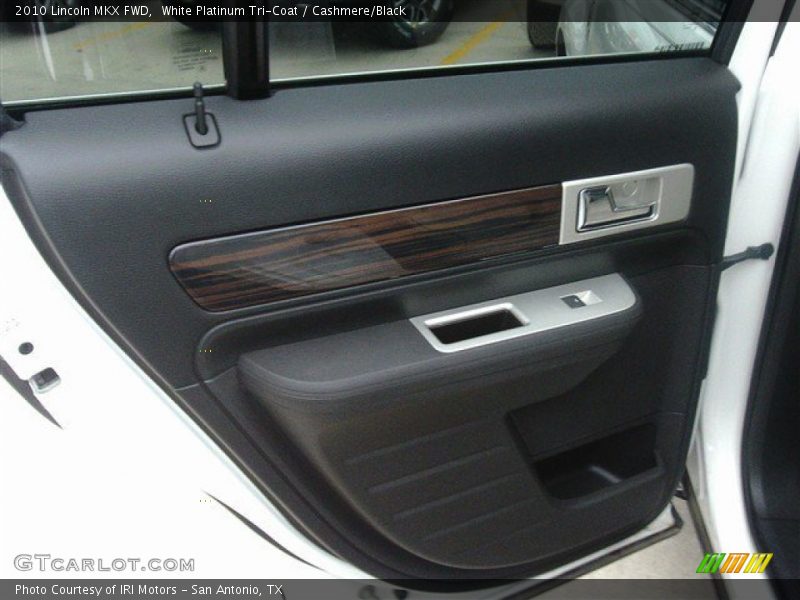 White Platinum Tri-Coat / Cashmere/Black 2010 Lincoln MKX FWD