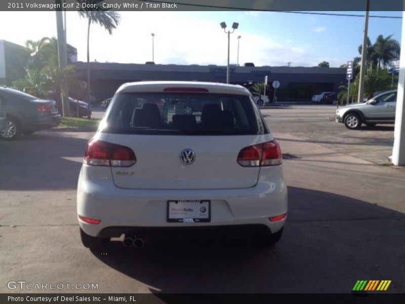 Candy White / Titan Black 2011 Volkswagen Golf 2 Door