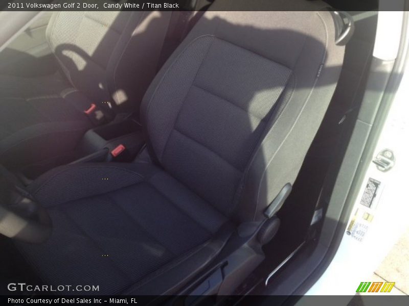 Candy White / Titan Black 2011 Volkswagen Golf 2 Door