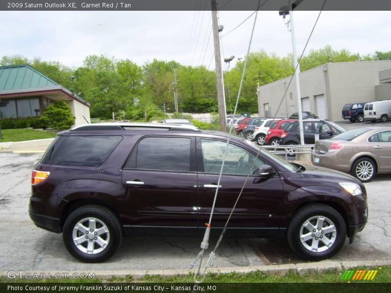 Garnet Red / Tan 2009 Saturn Outlook XE