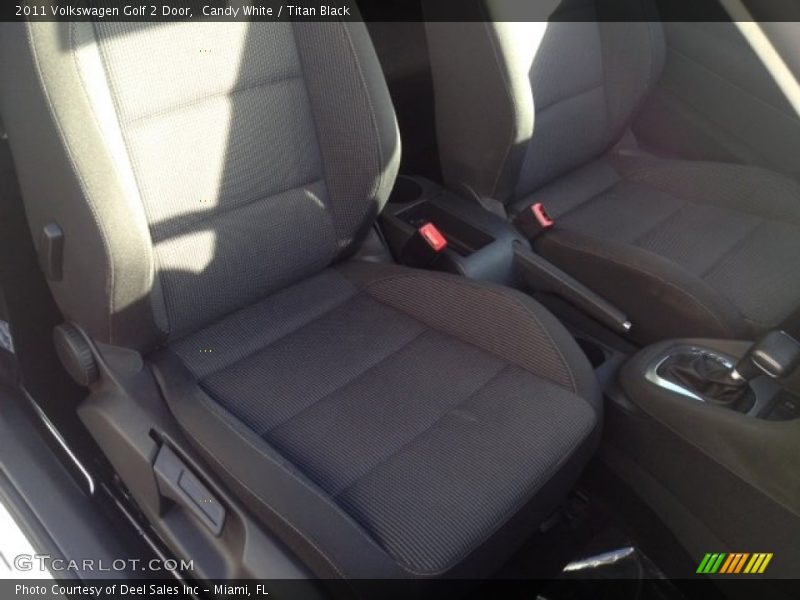 Candy White / Titan Black 2011 Volkswagen Golf 2 Door