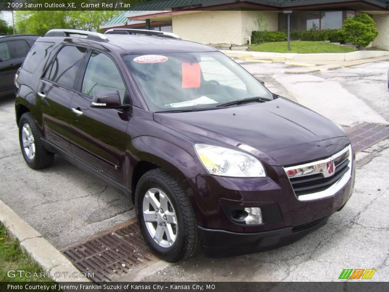 Garnet Red / Tan 2009 Saturn Outlook XE