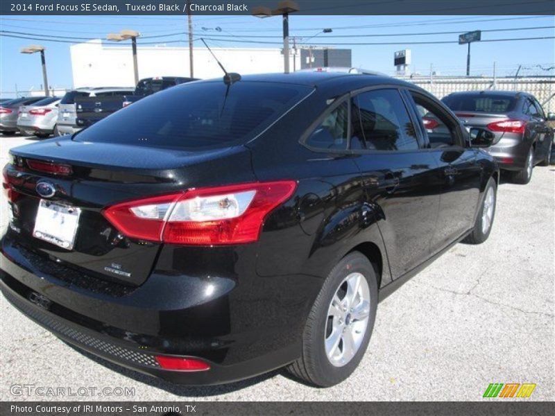 Tuxedo Black / Charcoal Black 2014 Ford Focus SE Sedan