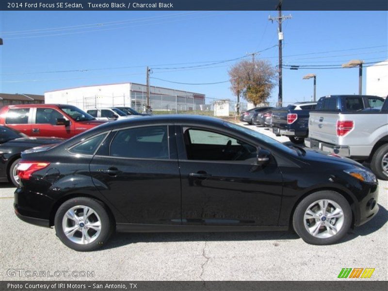 Tuxedo Black / Charcoal Black 2014 Ford Focus SE Sedan