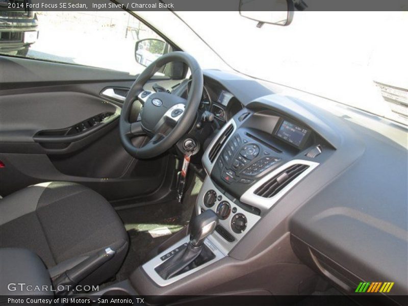 Ingot Silver / Charcoal Black 2014 Ford Focus SE Sedan