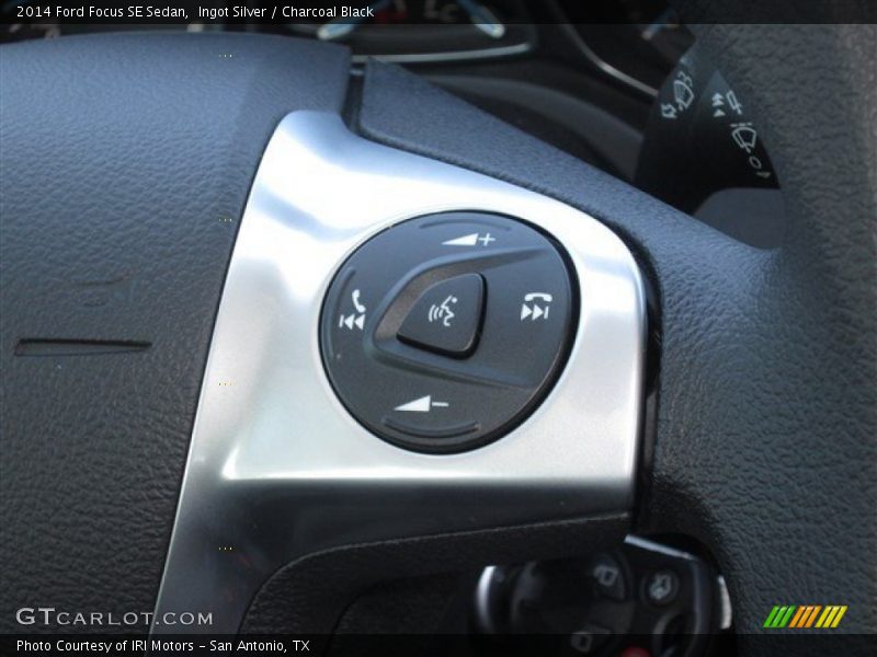 Ingot Silver / Charcoal Black 2014 Ford Focus SE Sedan