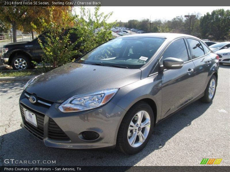 Sterling Gray / Charcoal Black 2014 Ford Focus SE Sedan