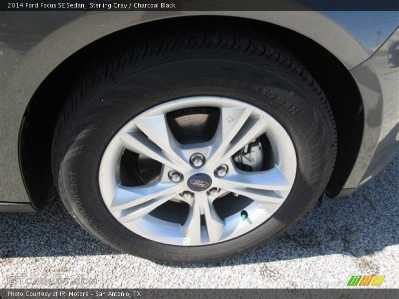 Sterling Gray / Charcoal Black 2014 Ford Focus SE Sedan