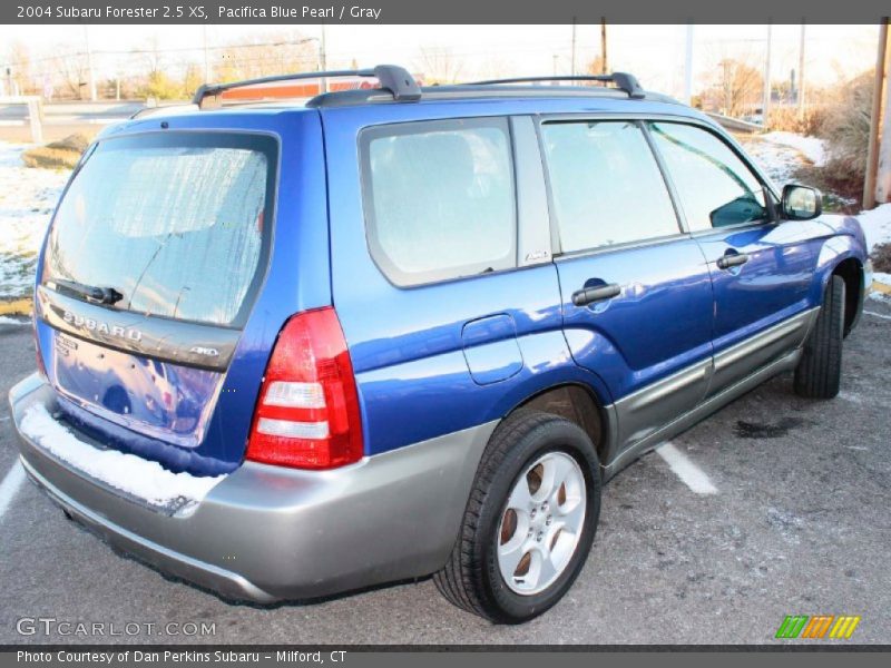 Pacifica Blue Pearl / Gray 2004 Subaru Forester 2.5 XS