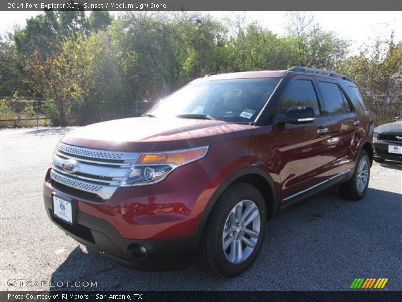 Sunset / Medium Light Stone 2014 Ford Explorer XLT