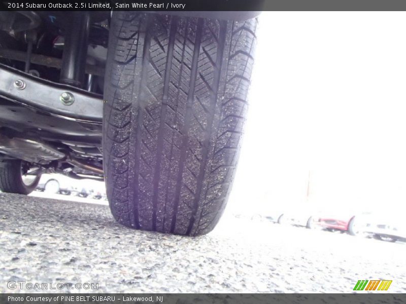 Satin White Pearl / Ivory 2014 Subaru Outback 2.5i Limited