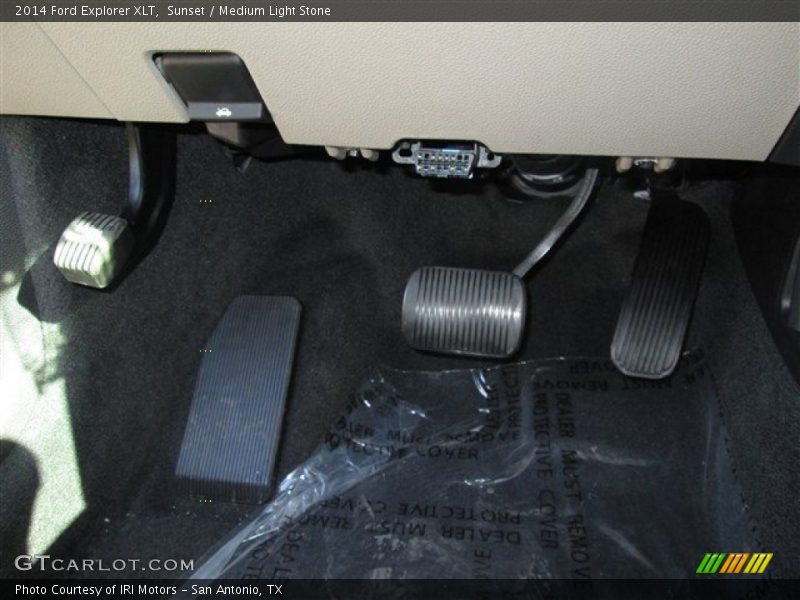Sunset / Medium Light Stone 2014 Ford Explorer XLT