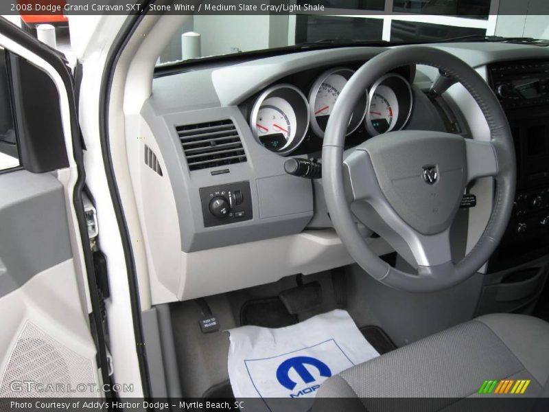 Stone White / Medium Slate Gray/Light Shale 2008 Dodge Grand Caravan SXT