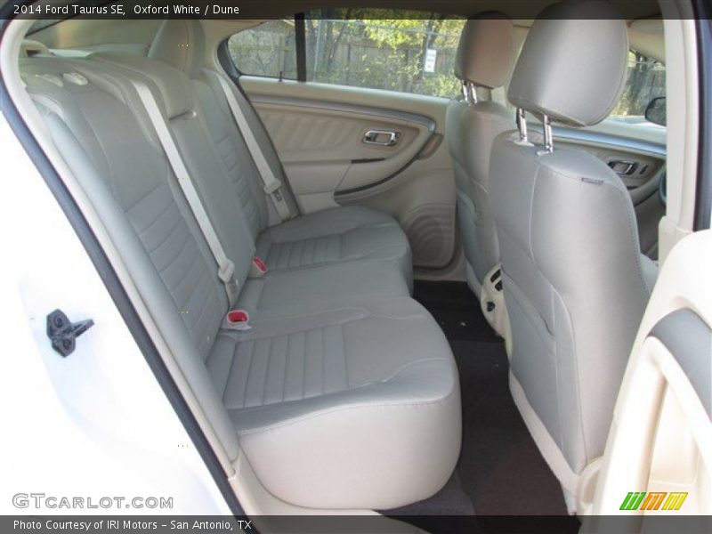 Rear Seat of 2014 Taurus SE