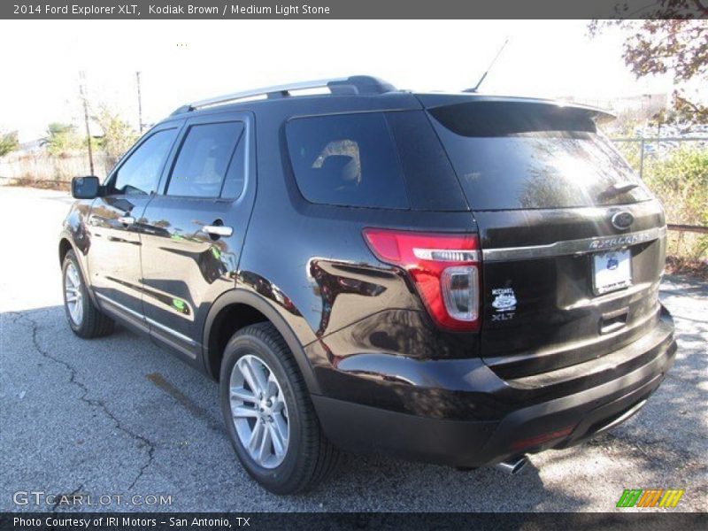 Kodiak Brown / Medium Light Stone 2014 Ford Explorer XLT