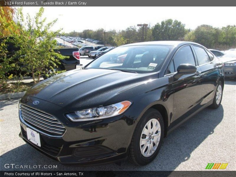 Tuxedo Black / Earth Gray 2014 Ford Fusion S