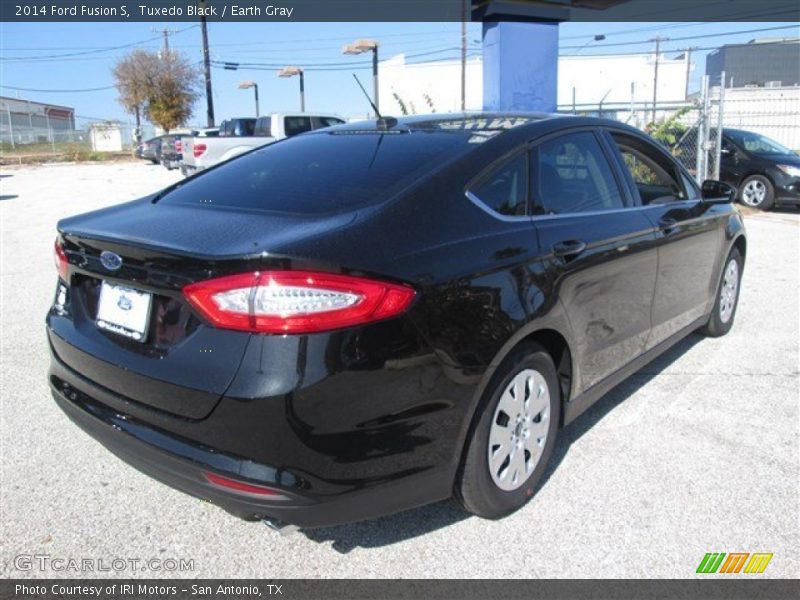 Tuxedo Black / Earth Gray 2014 Ford Fusion S