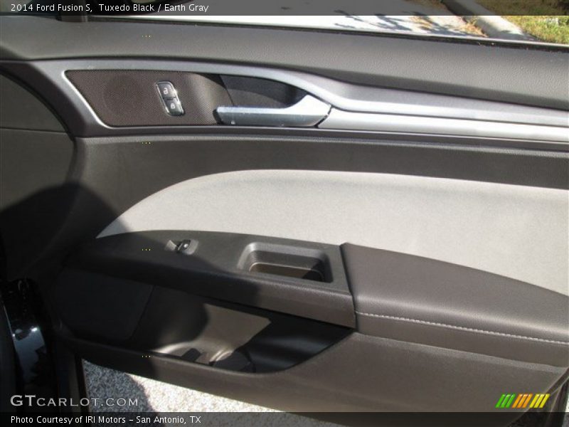 Tuxedo Black / Earth Gray 2014 Ford Fusion S
